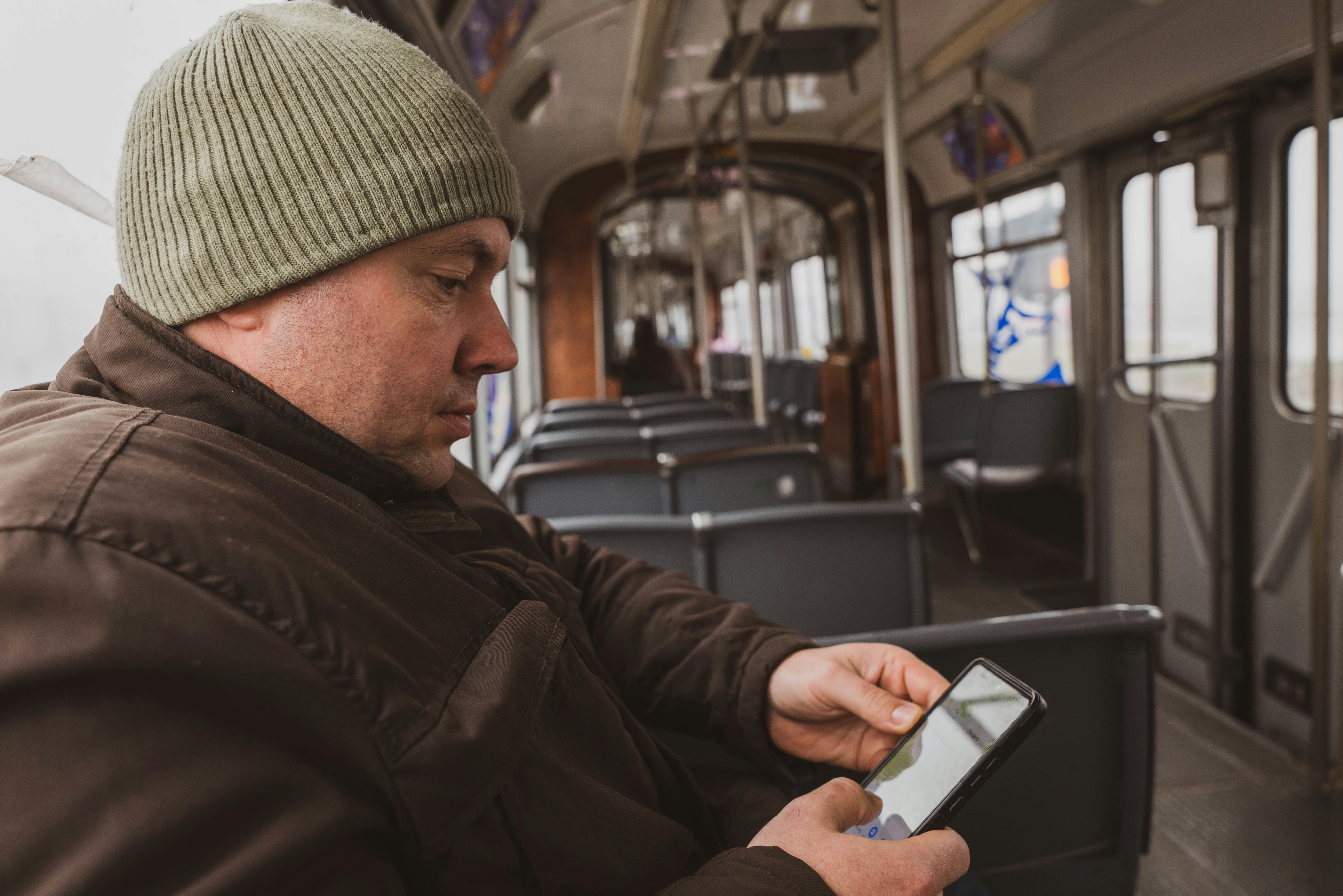Mental health apps are collecting more than emotional conversations — Photo by Vladimir Srajber on Pexels