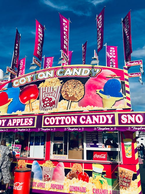 Free stock photo of candy apples, cotton candy, fair