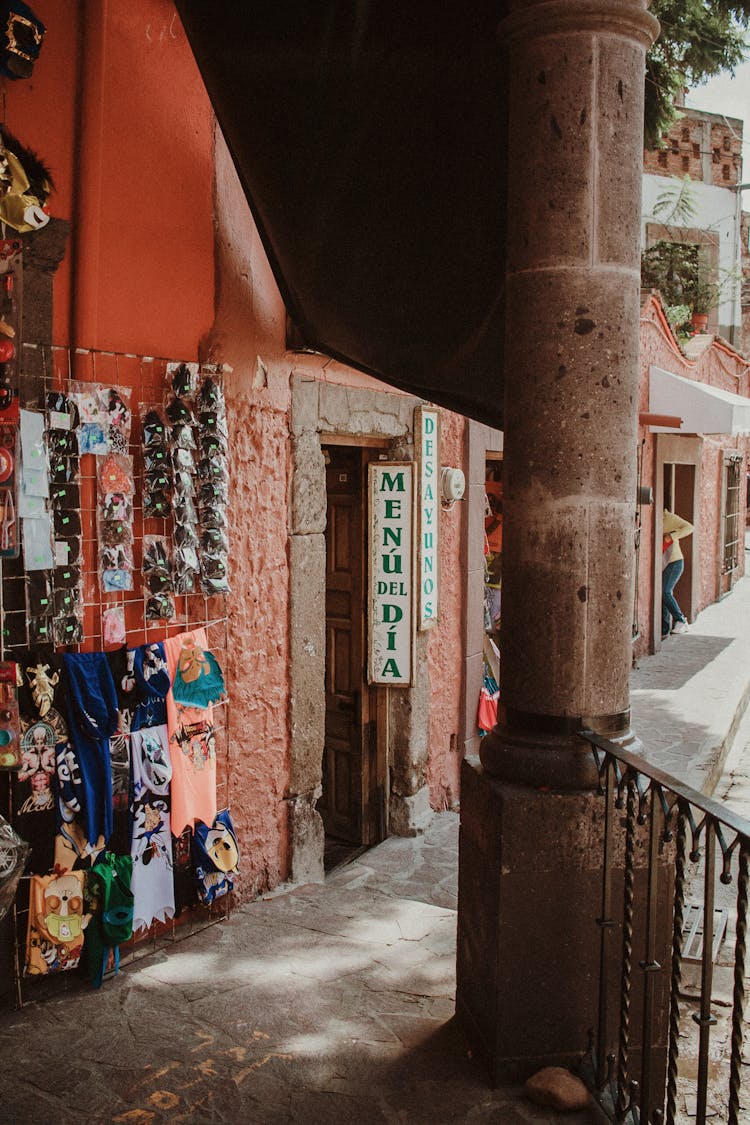 A Taste Of Mexico: Traditional Cuisine At San Miguel De Allende's Fonda, Mexico