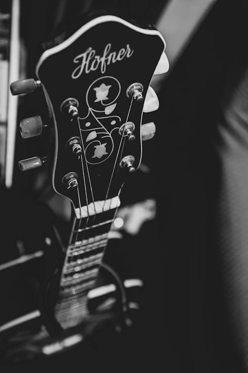 Bezpłatne Darmowe zdjęcie z galerii z czarno-biały, gitara, główka gitary Zdjęcie z galerii