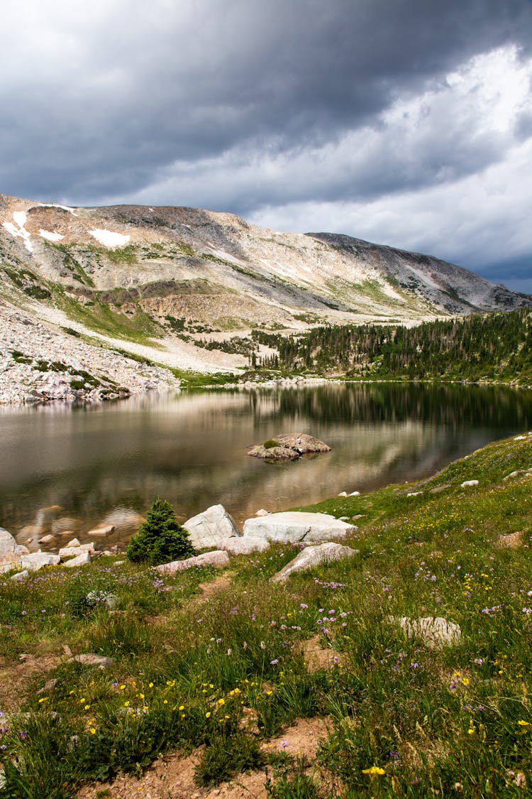 Medicine Bow Mountains And A Lake Landscape 