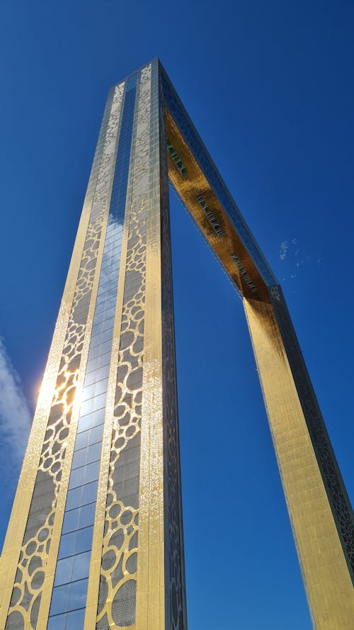 Безкоштовне стокове фото на тему «блакитне небо, вертикальні постріл, Дубай»