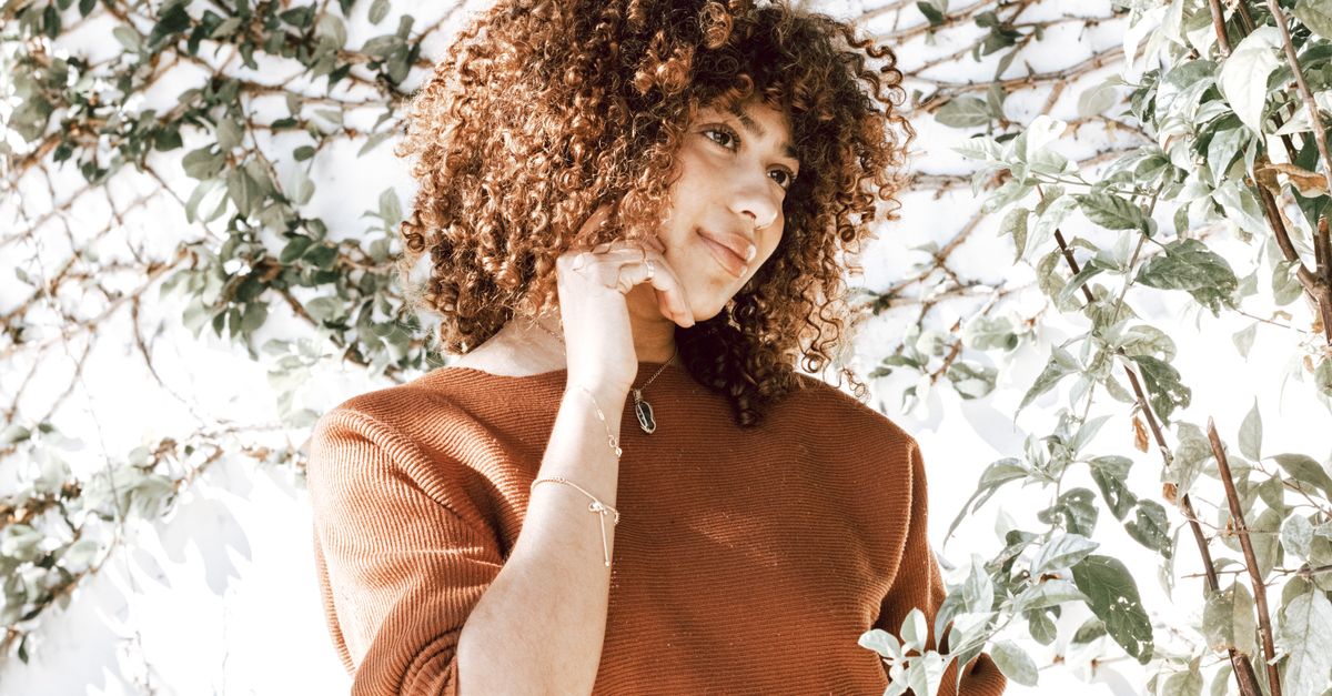 Dégradé cheveux bouclés homme : Guide expert