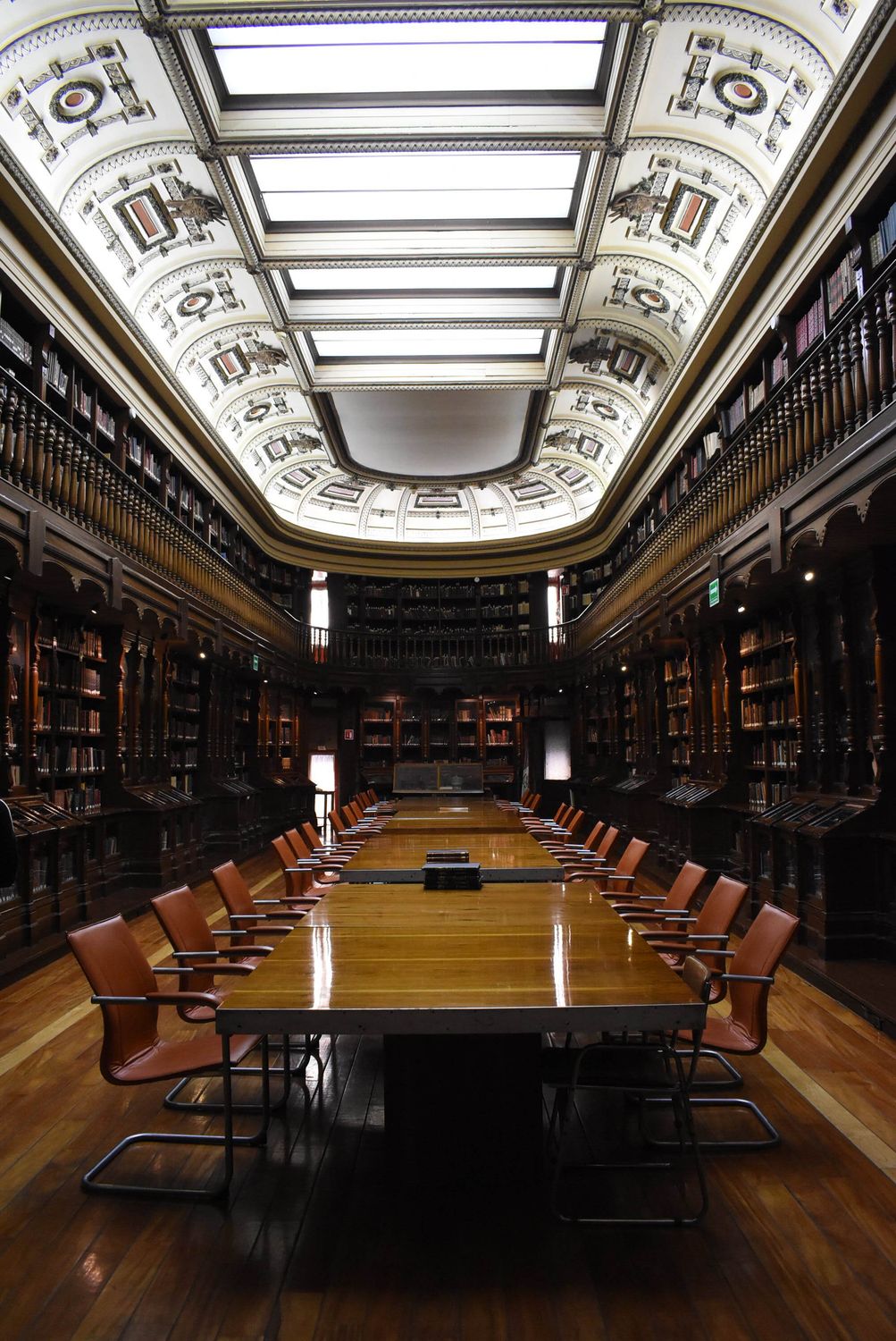 Interior of an Antique Library · Free Stock Photo
