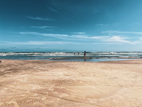 Ilmainen kuvapankkikuva tunnisteilla aallot, hauska, hiekka Kuvapankkikuva