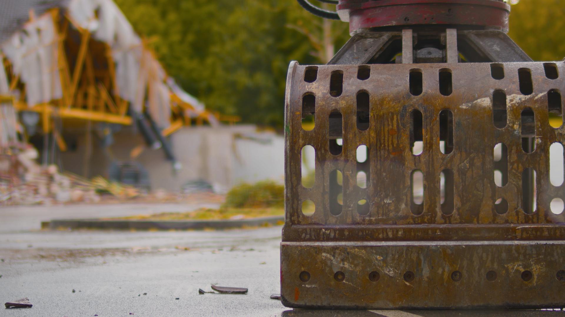 Close-up of a demolition grab on a construction site in Essen, NRW, Germany.