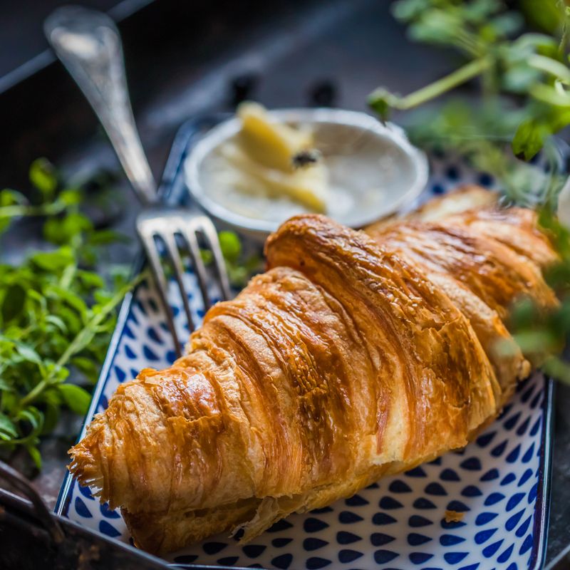 Classic Croissant with Butter Lamination