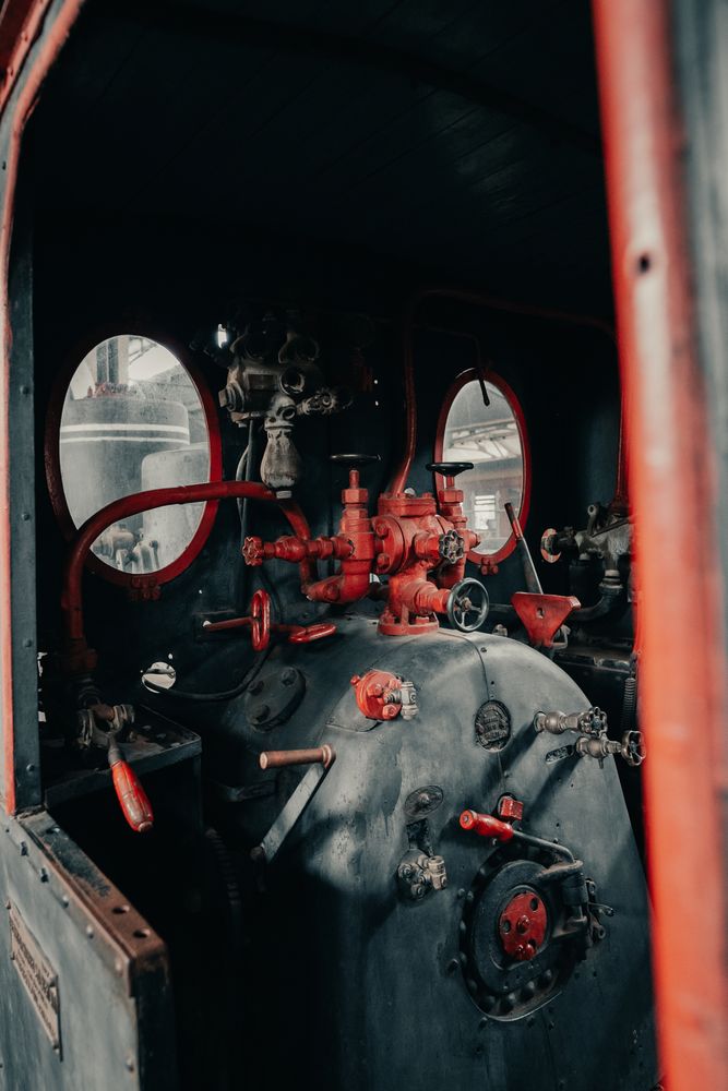 Locomotive Interior Photos, Download The BEST Free Locomotive Interior ...