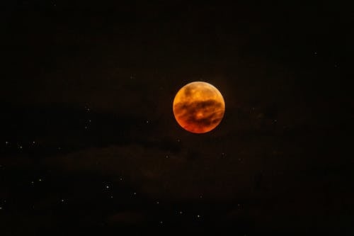 Бесплатное стоковое фото с вечер-небо, естественный спутник, кровавая луна