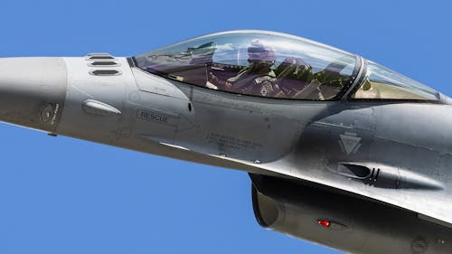 Foto stok gratis Angkatan Udara, di udara, jet