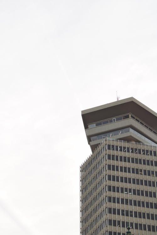 Fotobanka s bezplatnými fotkami na tému budova, jasná obloha, mesta