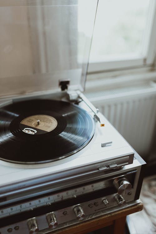 Vinyl Disk in Gramophone