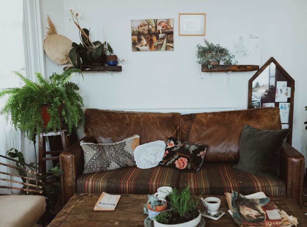 Vintage Home Decor with a Tumble Rug Vintage Home Decor with a Tumble Rug