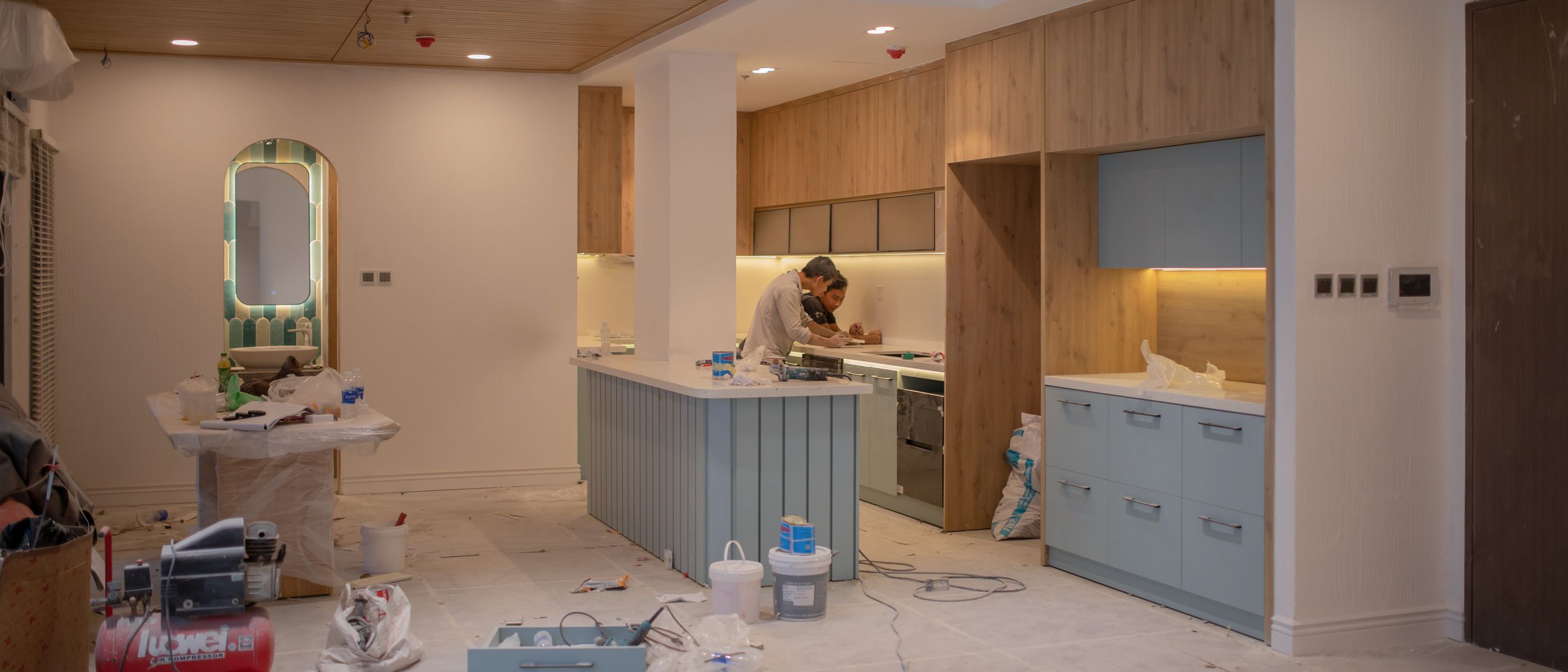 Masonry and Render Painting in Riddlesdown — quality trade paint going on in two coats