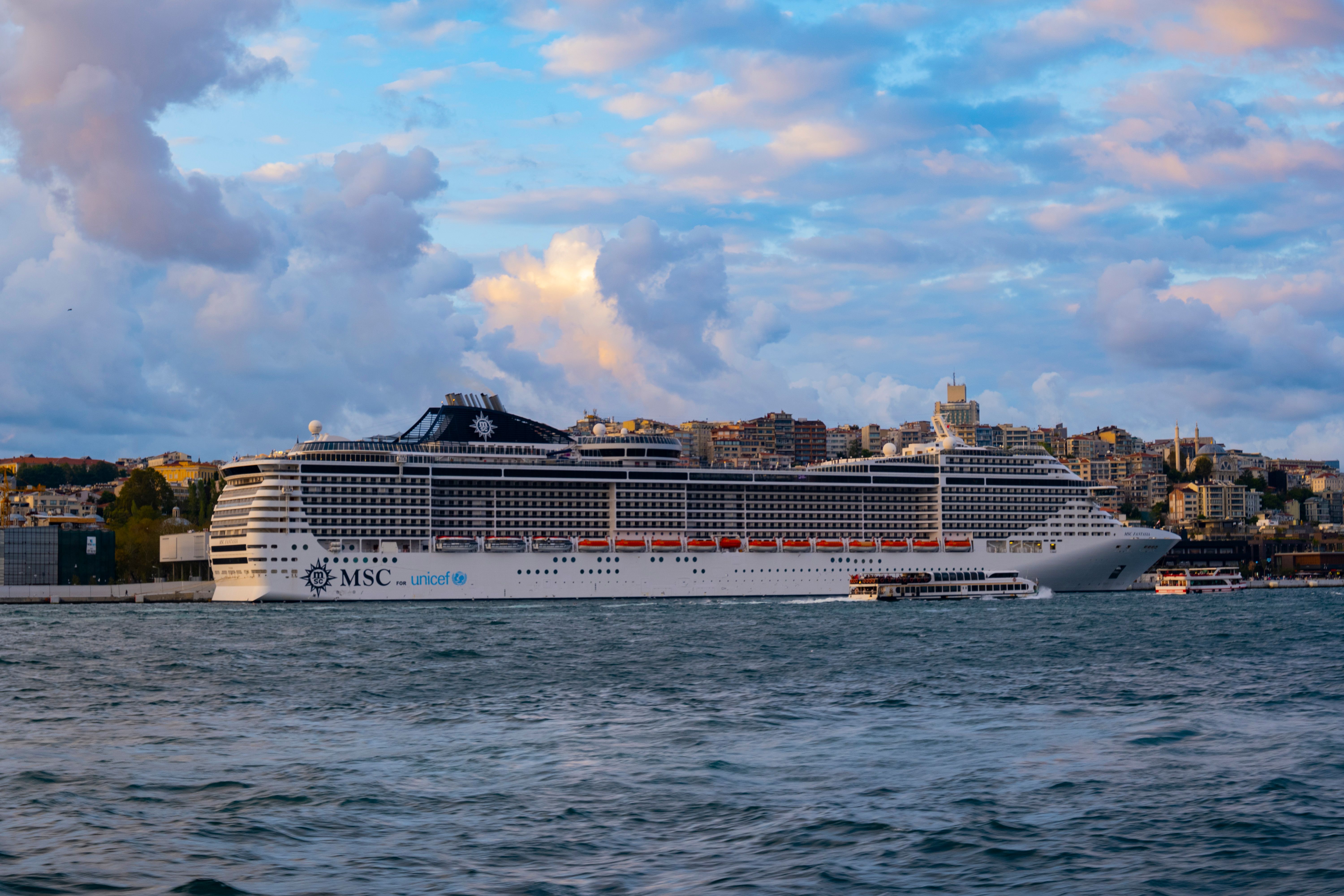 What are the benefits of booking your next cruise while on your current cruise