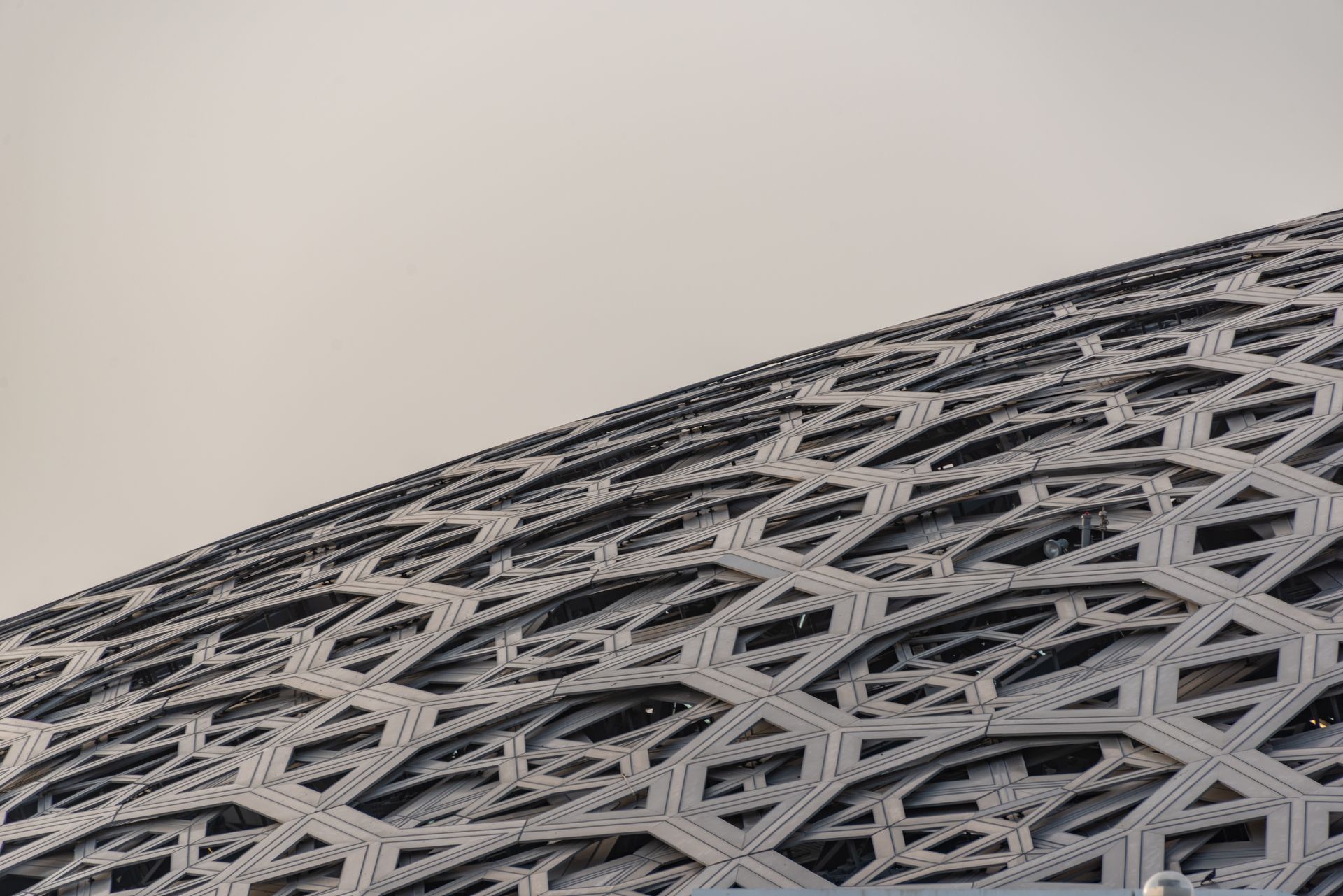 Louvre Abu Dhabi Launches Quantum Dome Collective VR Experience