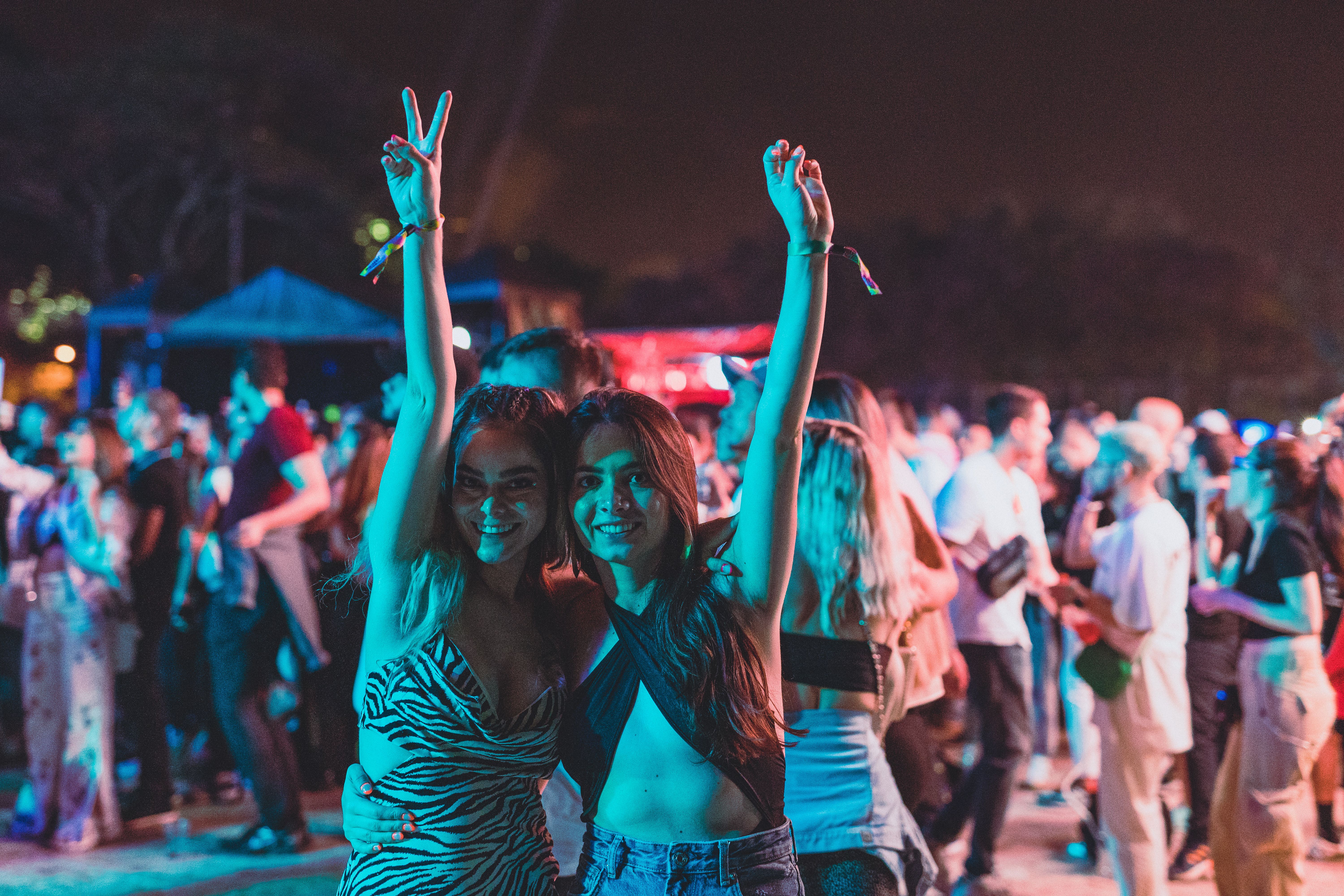 Friends during Concert · Free Stock Photo