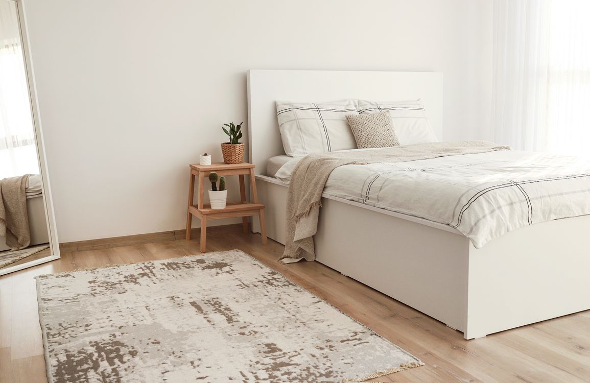 A serene Scandinavian-inspired minimal bedroom