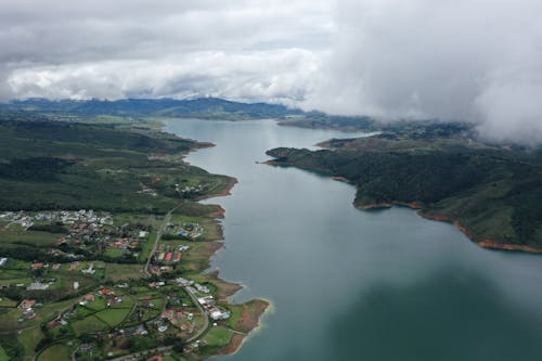 Kostenloses Stock Foto zu drohne erschossen, fjord, landschaft