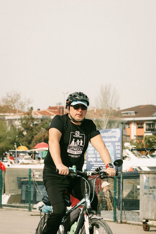 Fotos de stock gratuitas de bicicleta, casco, ciclista