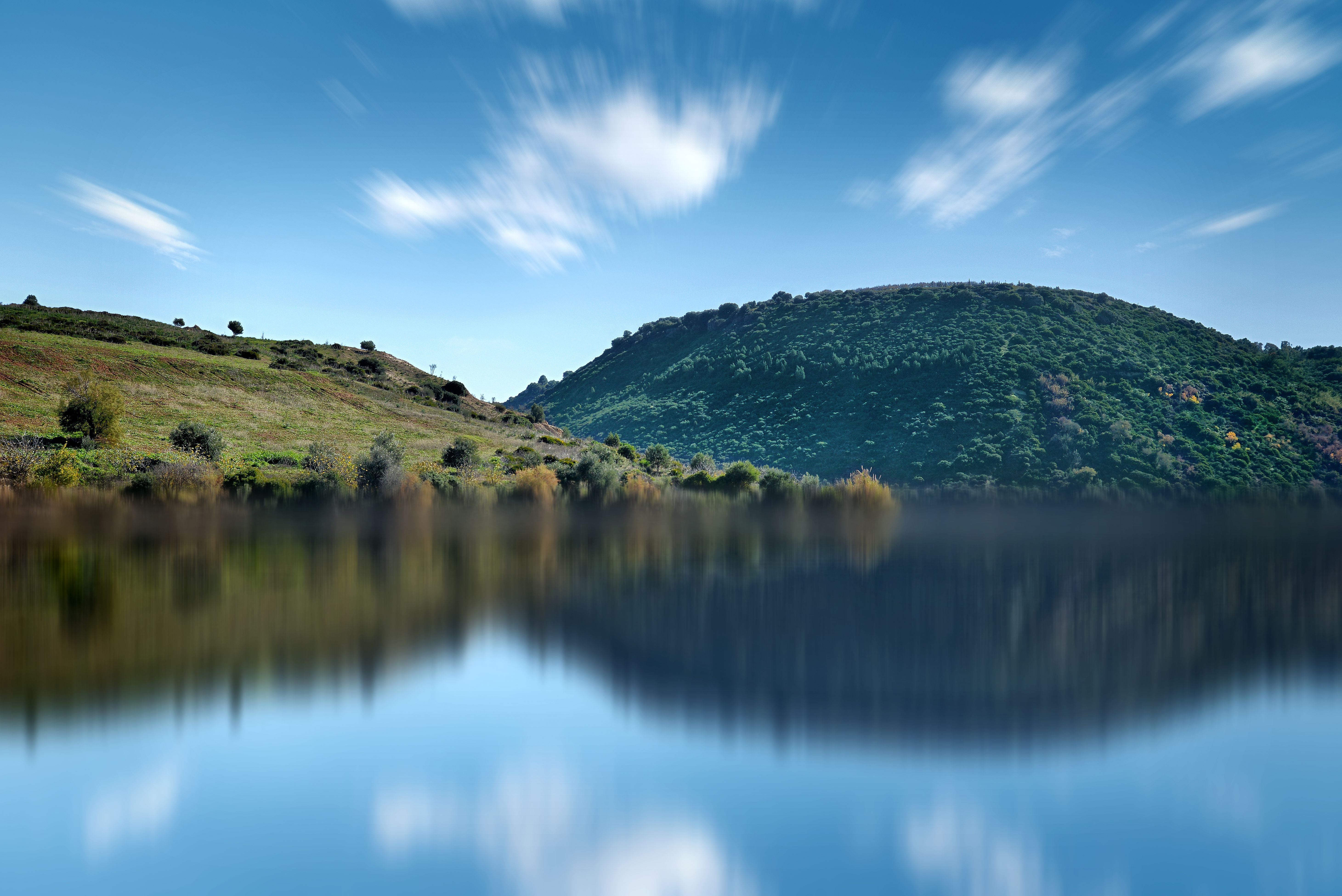 Mountain Reflecting in Lake · Free Stock Photo