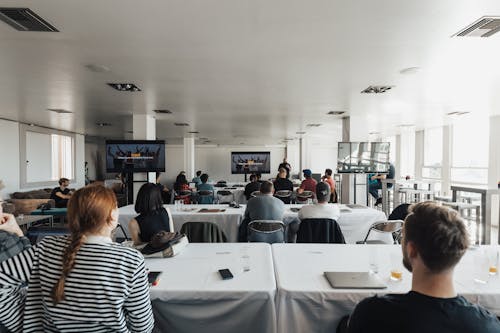 Kostnadsfri bild av affärsmöte, affärsrelation, diskussion