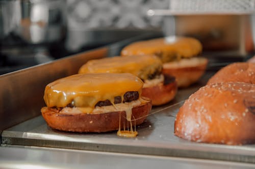 Close-Up Shot of a Delicious Cheeseburger