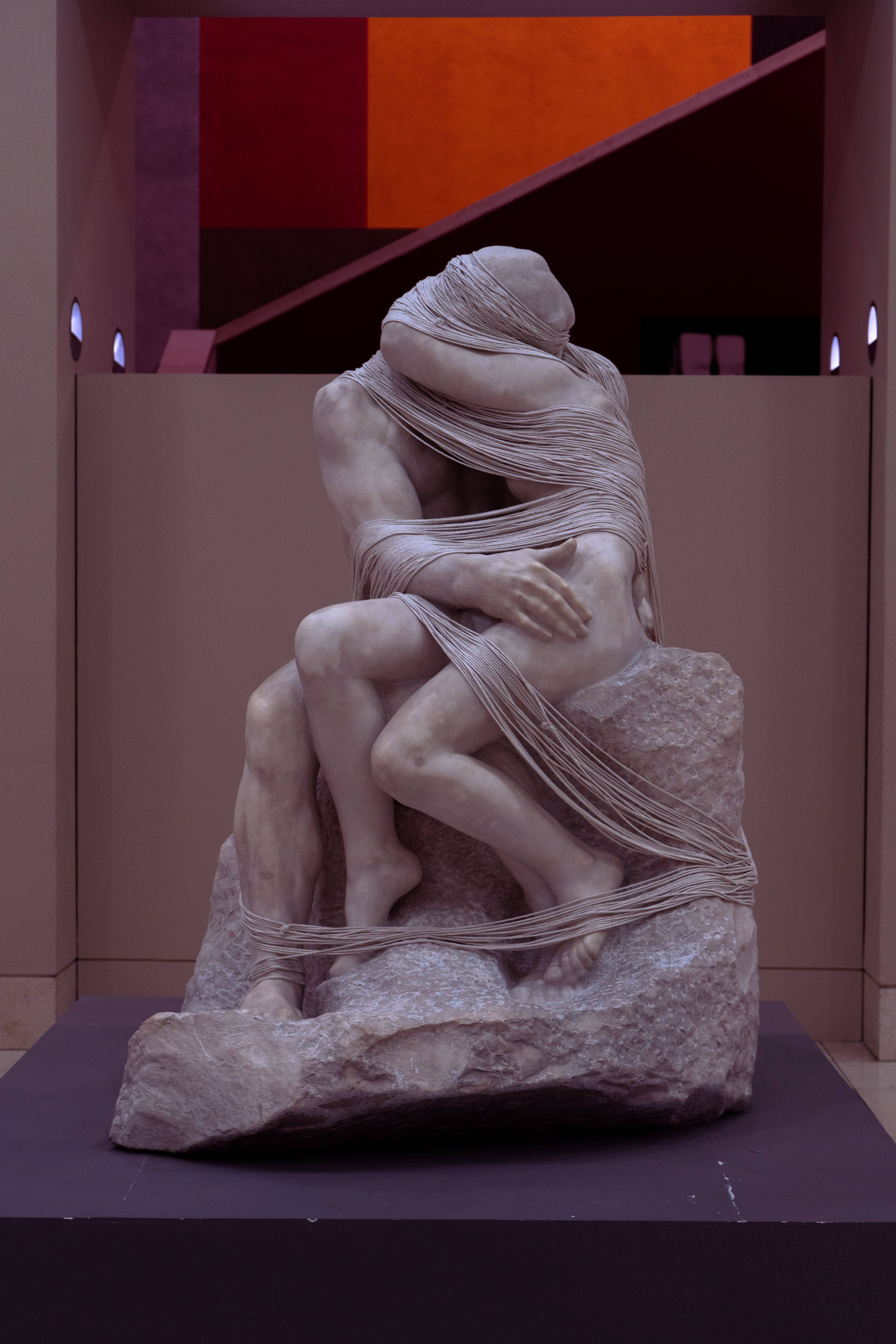 foto-de-stock-gratuita-sobre-interior-abrazar-afecto-amor-arte