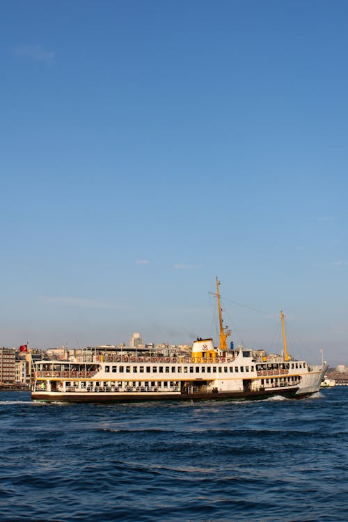 Photos gratuites de bateau, bateau de croisière, ciel bleu