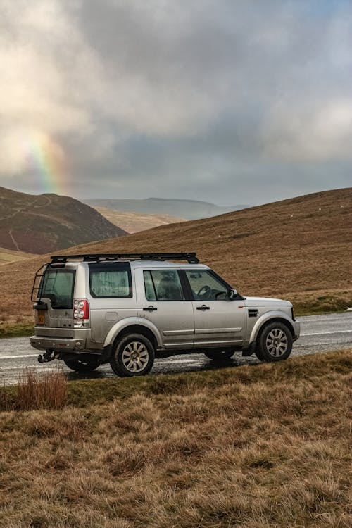 Photos gratuites de 4x4, arc-en-ciel, aventure