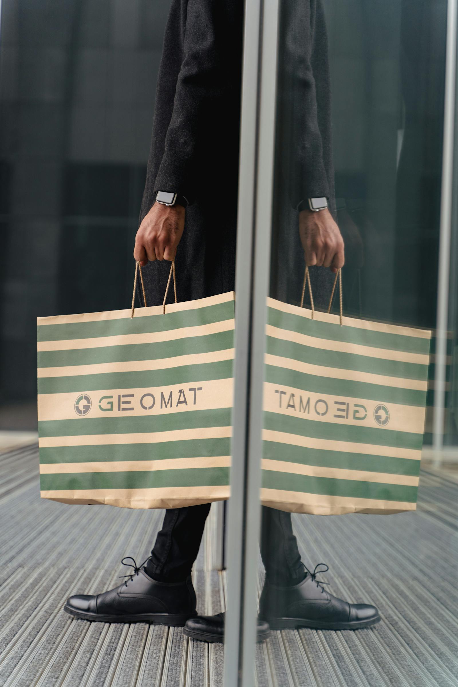 Travel Bag Shop Photos, Download The BEST Free Travel Bag Shop Stock