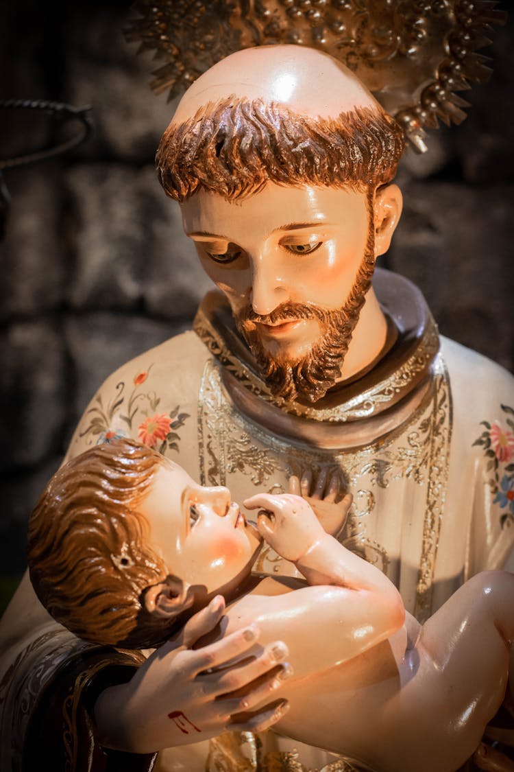 Saint Joseph And Baby Jesus Statue