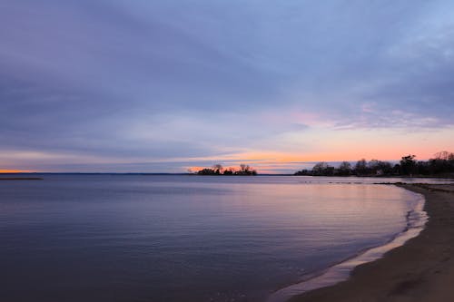 akşam karanlığı, deniz, deniz kıyısı içeren Ücretsiz stok fotoğraf