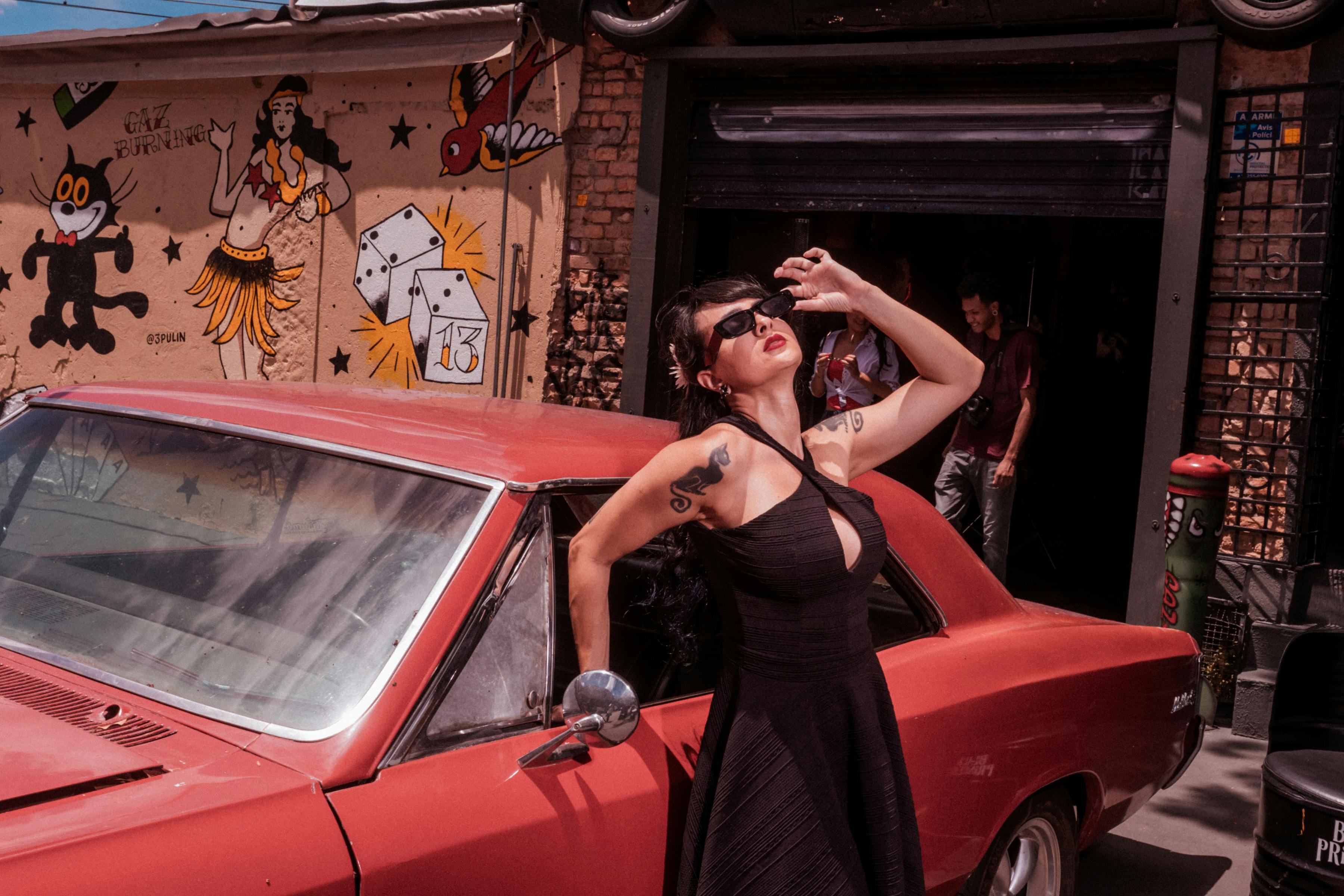 Gratis Fotos de stock gratuitas de adulto, al aire libre, arte callejero Foto de stock