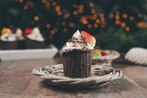 Immagine gratuita di avvicinamento, bokeh, cupcake al cioccolato