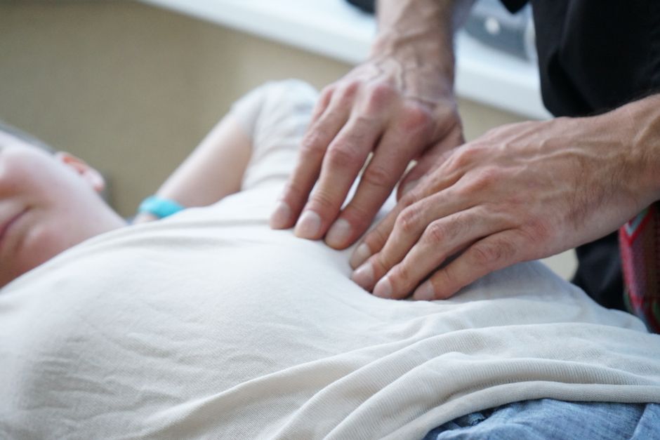 Points de pression shiatsu : cartographie précise du corps