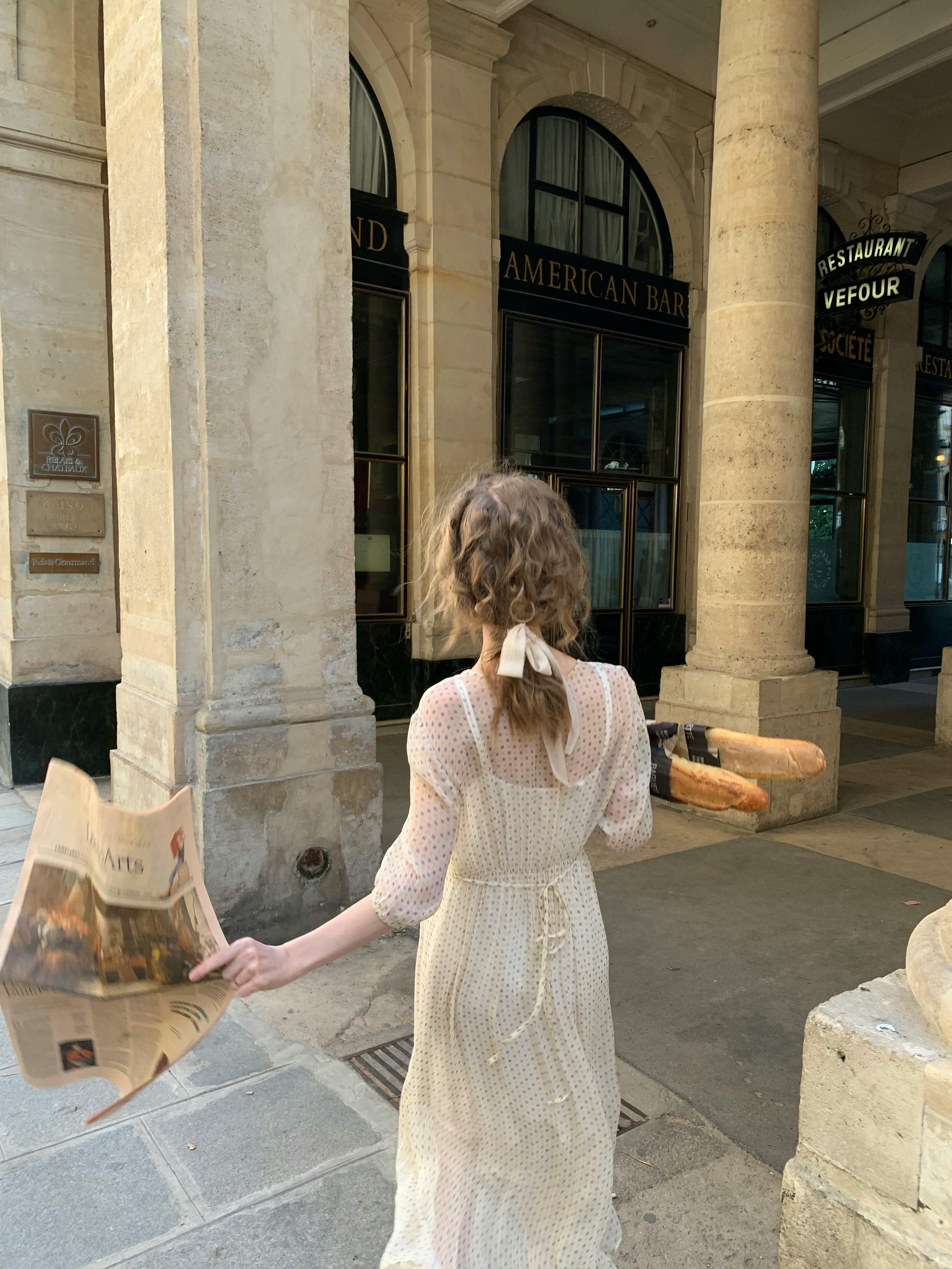 Președinții Ucrainei și Franței vor discuta sprijinul pentru apărarea aeriană