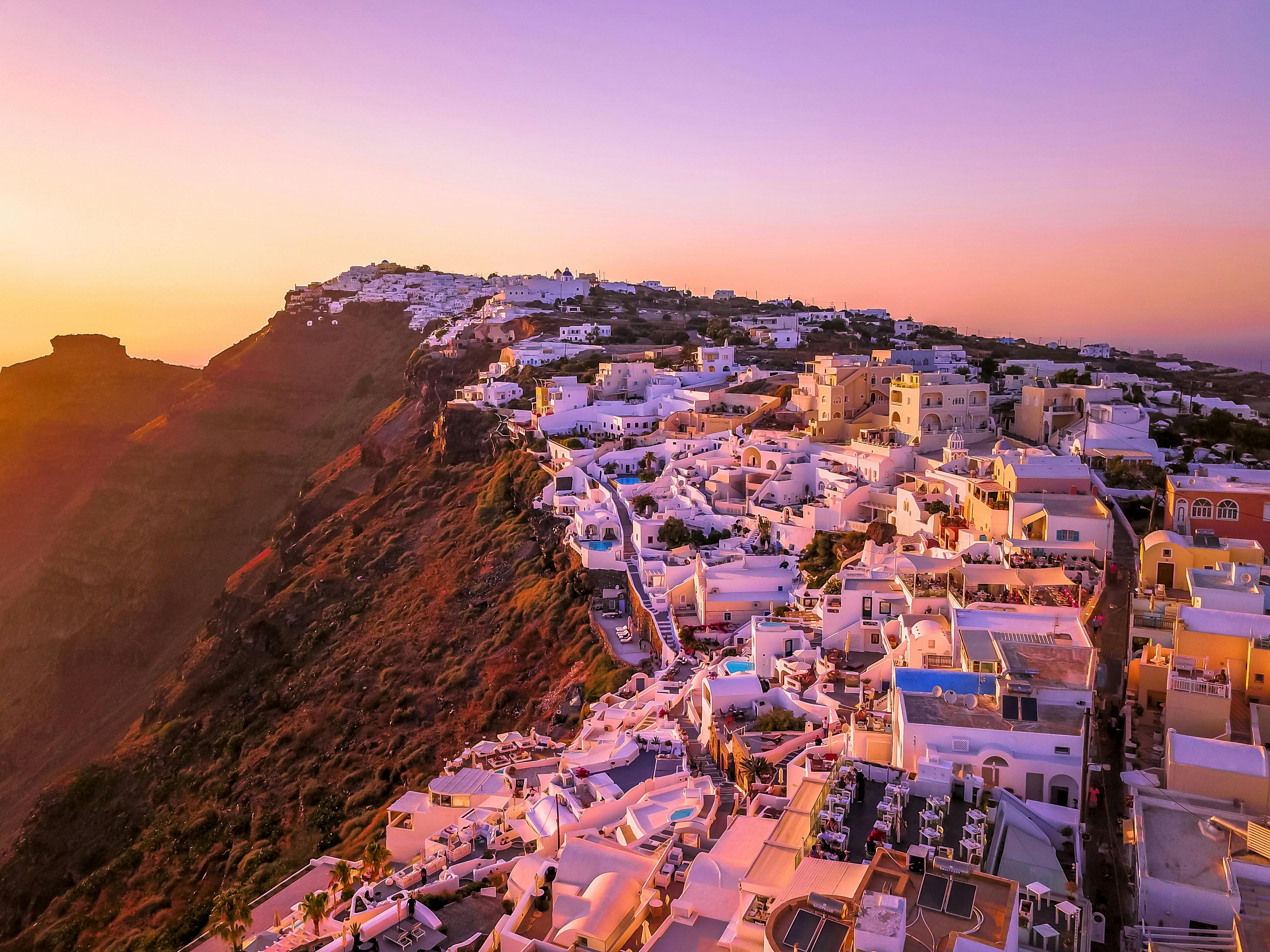 Santorini In Style: A Guide To The Islands Luxurious Hideaways