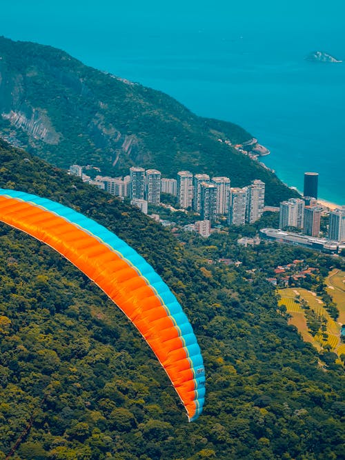 Ingyenes stockfotó ejtőernyőzés, kék ég, Rio de Janeiro témában
