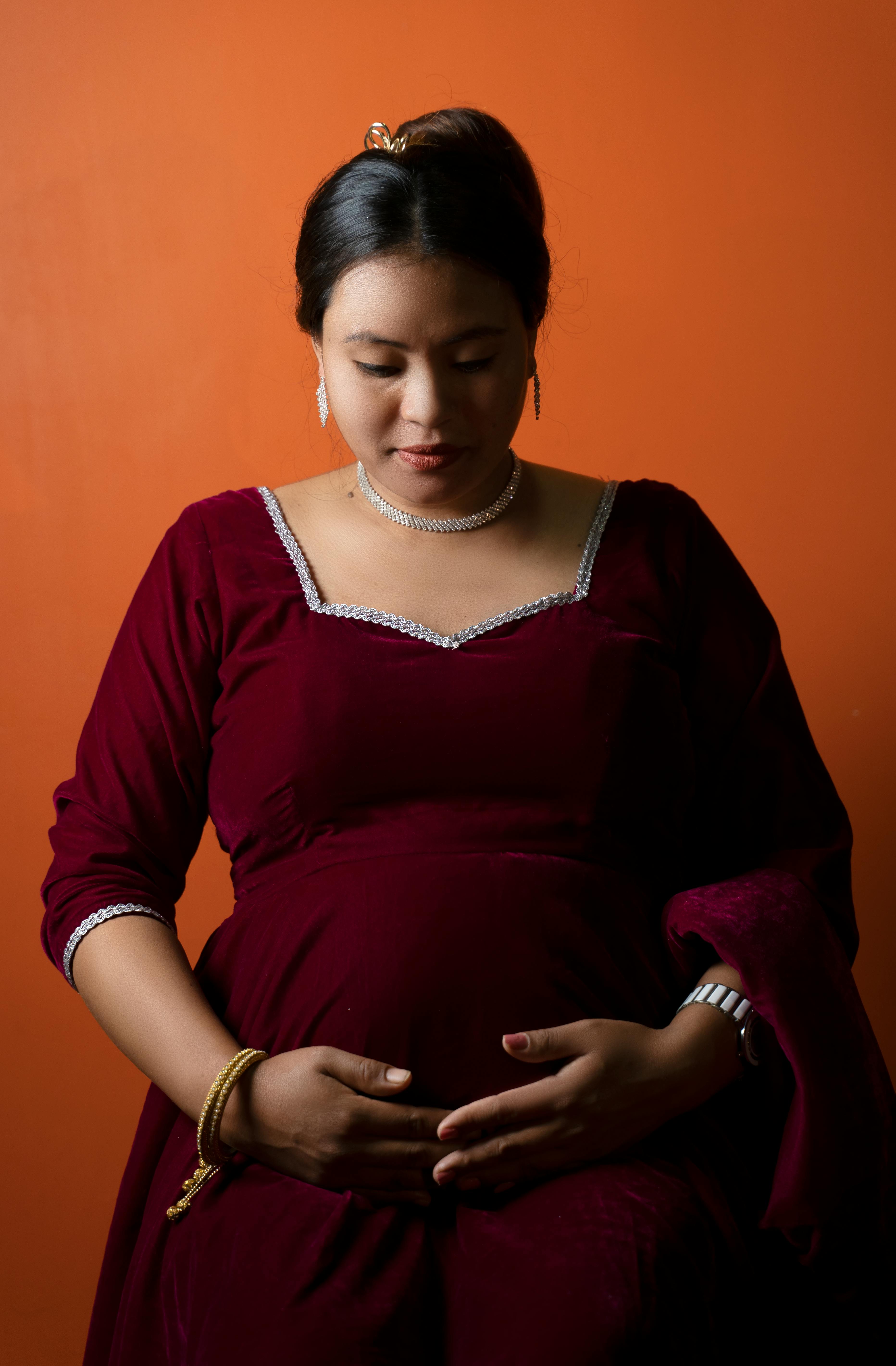Pregnant Woman Wearing Saree · Free Stock Photo