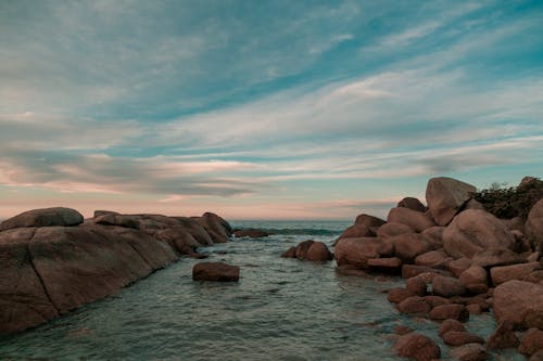 grátis Foto profissional grátis de cênico, céu azul, litoral Foto profissional