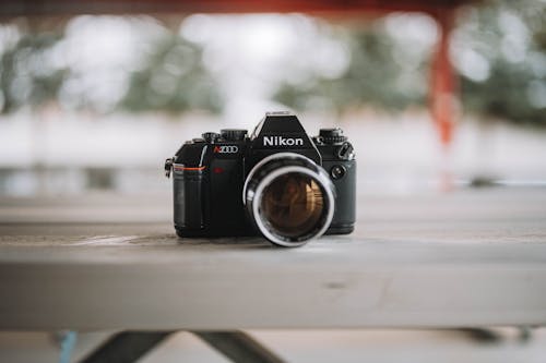 Безкоштовне стокове фото на тему «Nikon, аналогова камера, камера» стокове фото