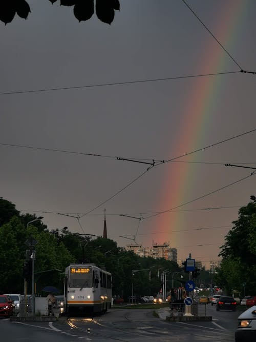 Fotos de stock gratuitas de arco iris, bucarest, cielo de la tarde