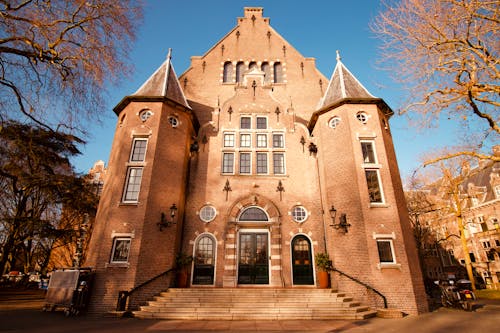 Darmowe zdjęcie z galerii z amsterdam, budynek od zewnątrz, fasada