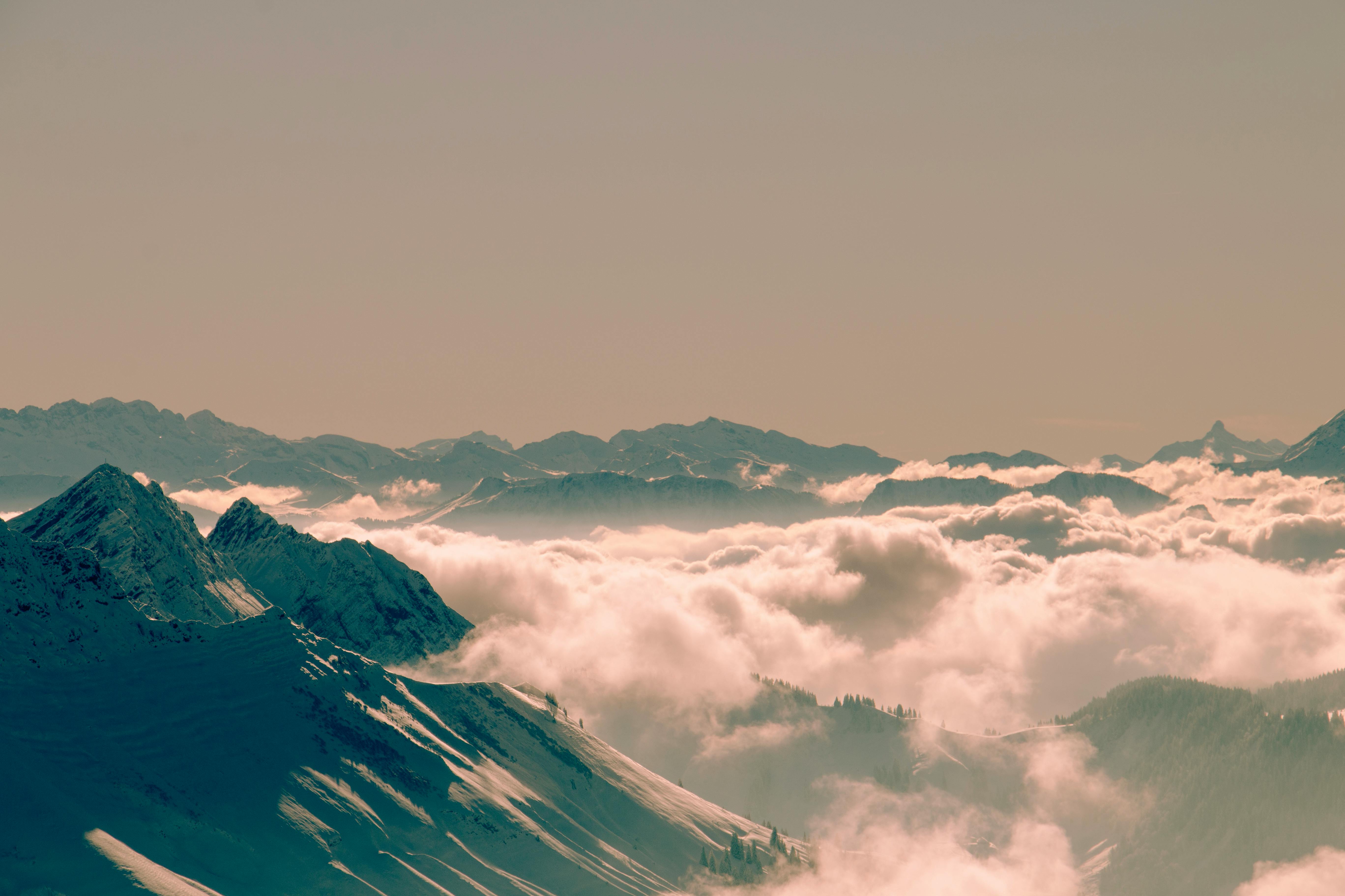 CNCF Report: Global Cloud Native Developer Community Nears 20 Million — Photo by Marko Obrvan on Pexels