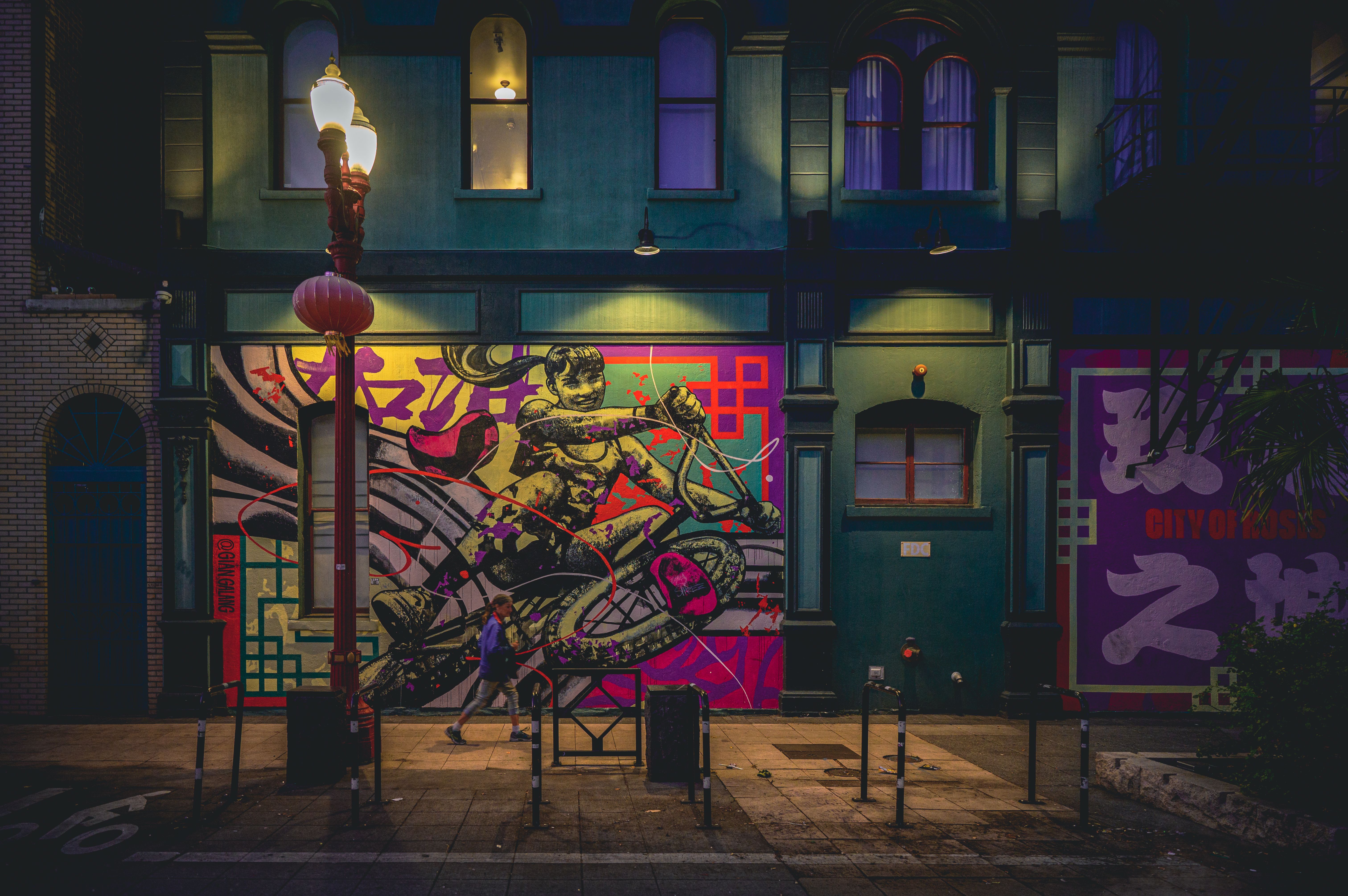 Exploring Urban Vibrancy and Natural Beauty: A Weekly Photography Roundup