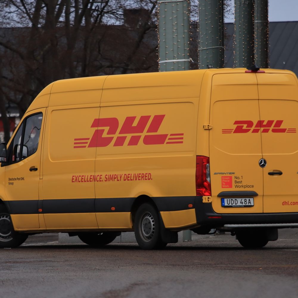 Drumoak — man and van team loading a removal van
