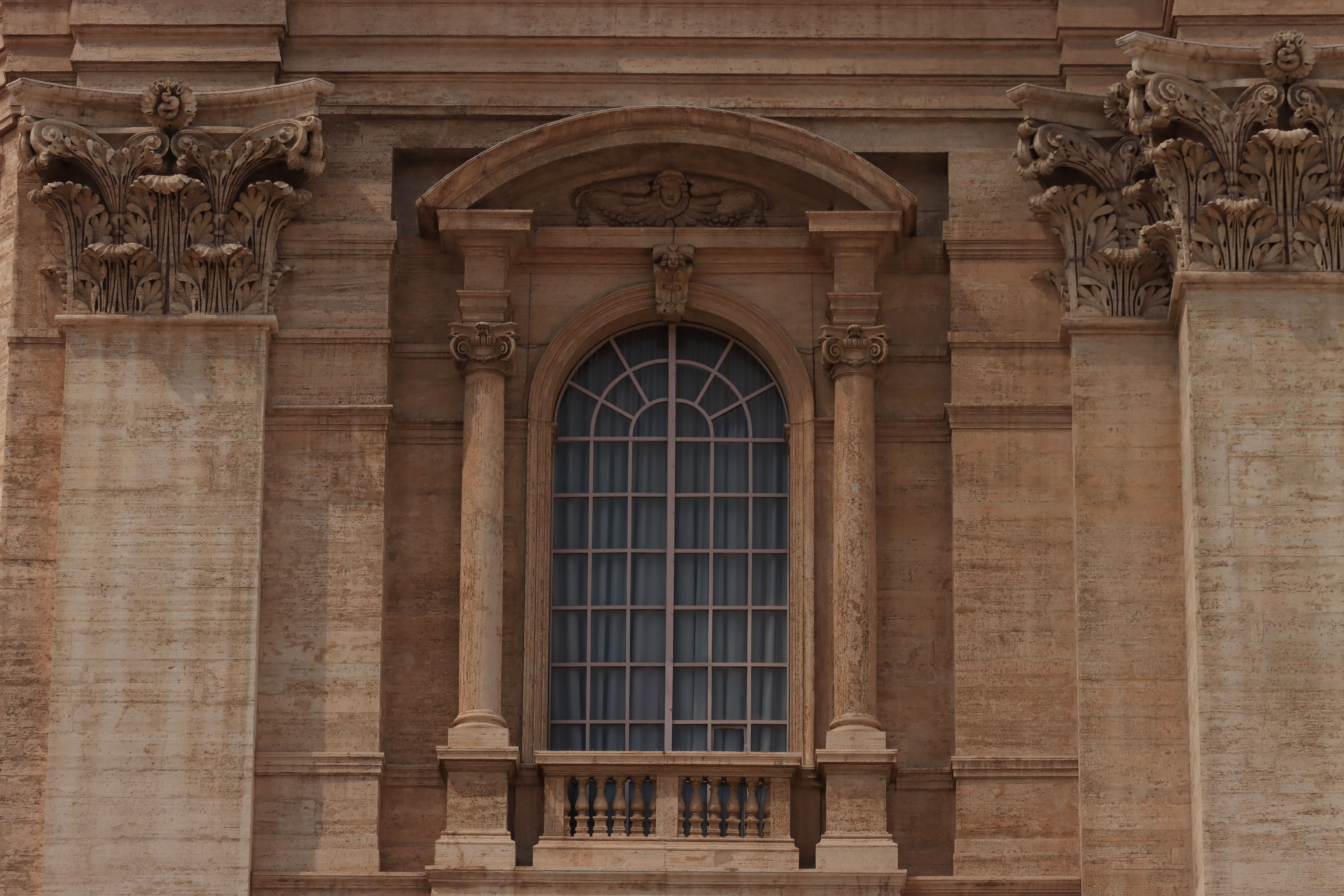 Window of a Historic Building · Free Stock Photo