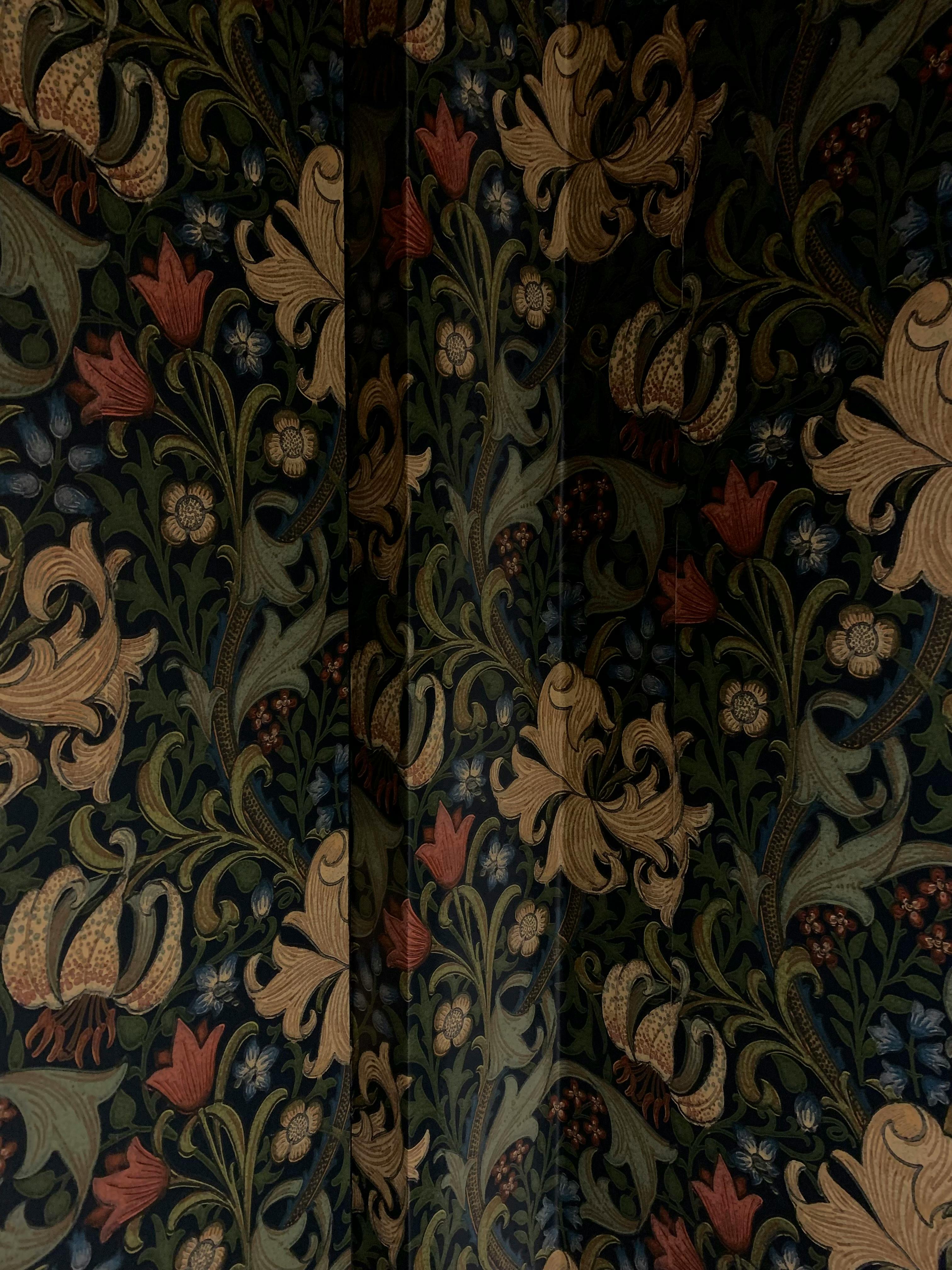 Floral Pattern Wallpapers on Walls · Free Stock Photo