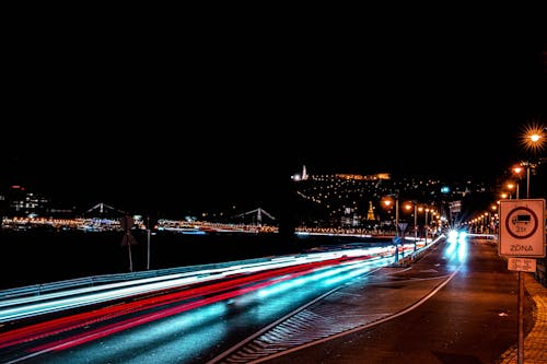 Long-exposure Photography of Light Streaks on Road